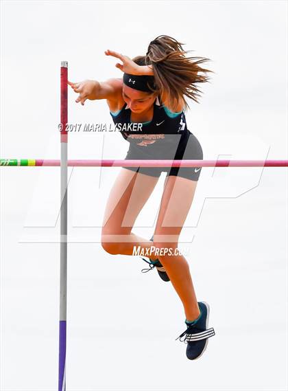 Thumbnail 3 in UIL 6A Area Championships (17 & 18) photogallery.
