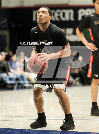 Thumbnail 3 in Salesian College Preparatory vs. Bishop O'Dowd (MaxPreps MLK Classic) photogallery.