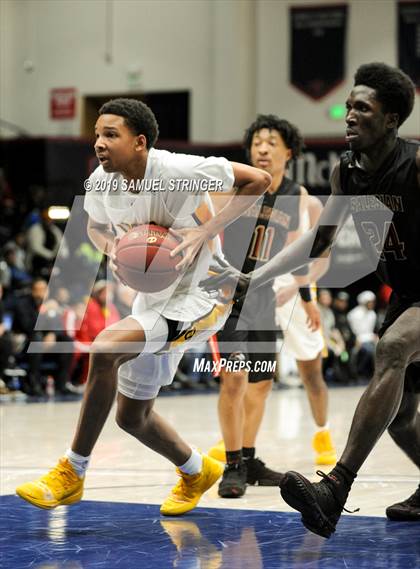 Thumbnail 2 in Salesian College Preparatory vs. Bishop O'Dowd (MaxPreps MLK Classic) photogallery.