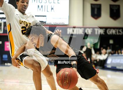 Thumbnail 3 in Salesian College Preparatory vs. Bishop O'Dowd (MaxPreps MLK Classic) photogallery.