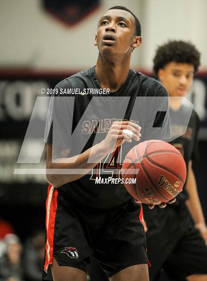 Thumbnail 2 in Salesian College Preparatory vs. Bishop O'Dowd (MaxPreps MLK Classic) photogallery.