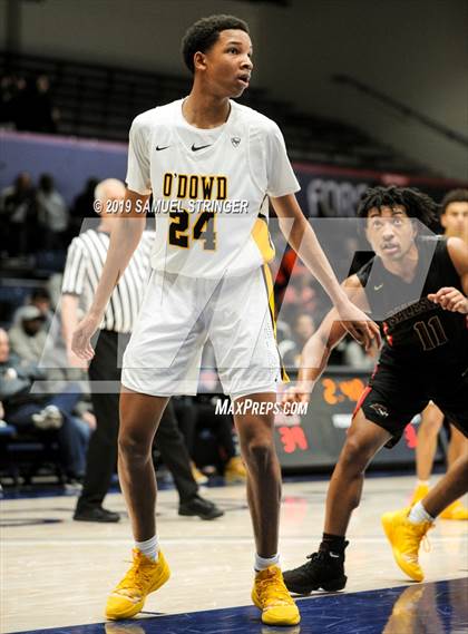 Thumbnail 2 in Salesian College Preparatory vs. Bishop O'Dowd (MaxPreps MLK Classic) photogallery.