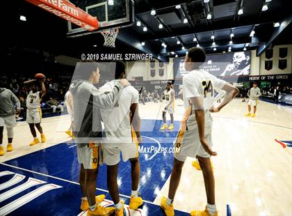 Thumbnail 1 in Salesian College Preparatory vs. Bishop O'Dowd (MaxPreps MLK Classic) photogallery.