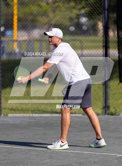 Thumbnail 2 in FHSAA 3A District 4 (Day 2) photogallery.