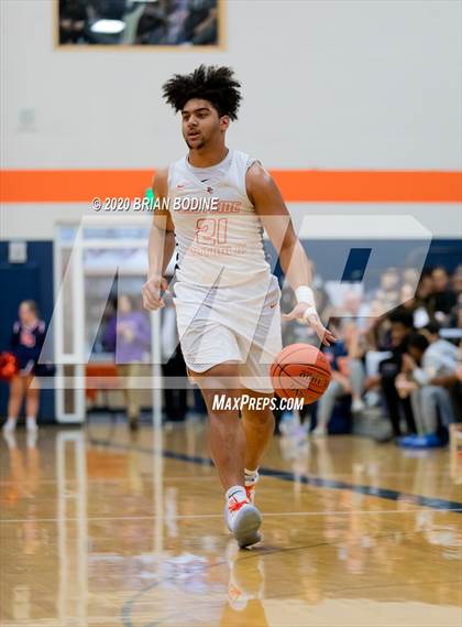 Thumbnail 3 in Garfield @ Eastside Catholic photogallery.