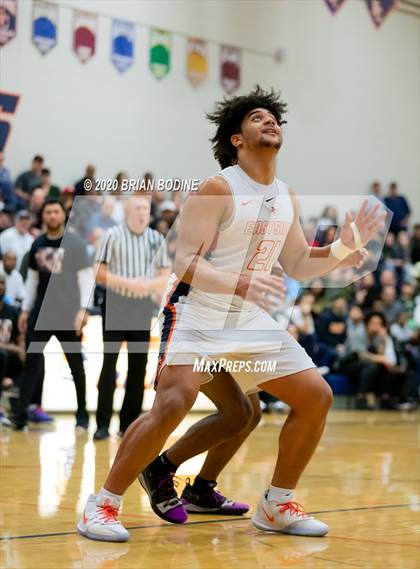 Thumbnail 2 in Garfield @ Eastside Catholic photogallery.