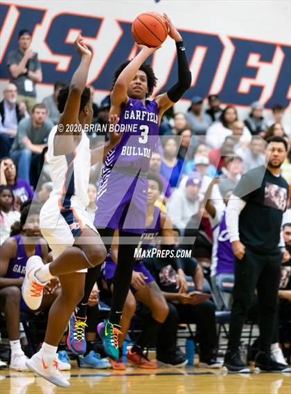 Thumbnail 3 in Garfield @ Eastside Catholic photogallery.