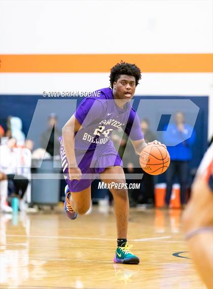 Thumbnail 2 in Garfield @ Eastside Catholic photogallery.
