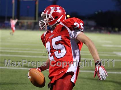 Thumbnail 2 in Alden vs. Hornell (NYSPHSAA Class B Quarterfinals) photogallery.
