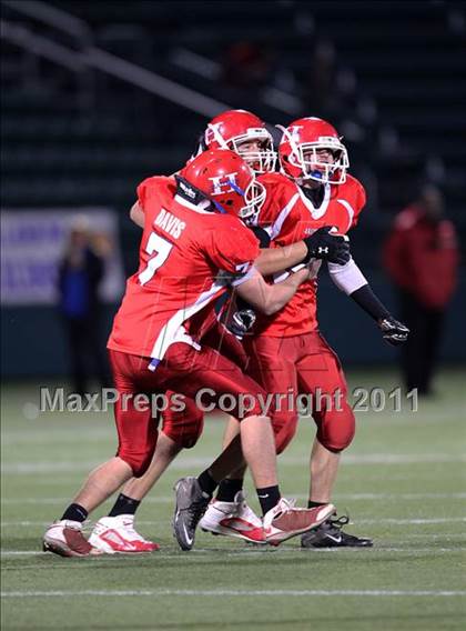 Thumbnail 2 in Alden vs. Hornell (NYSPHSAA Class B Quarterfinals) photogallery.