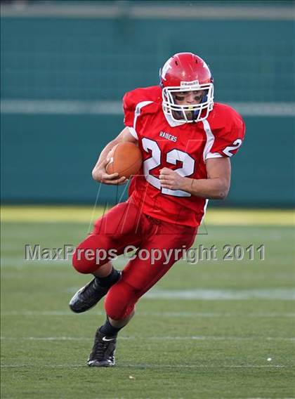 Thumbnail 2 in Alden vs. Hornell (NYSPHSAA Class B Quarterfinals) photogallery.