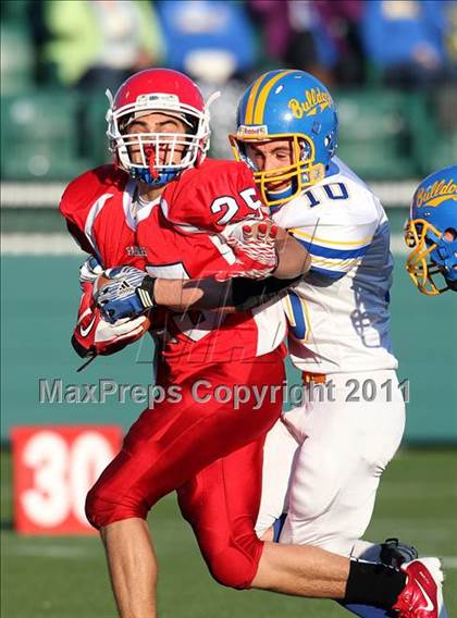 Thumbnail 3 in Alden vs. Hornell (NYSPHSAA Class B Quarterfinals) photogallery.