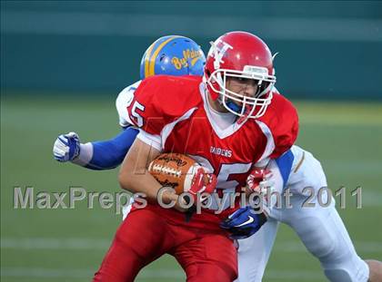 Thumbnail 3 in Alden vs. Hornell (NYSPHSAA Class B Quarterfinals) photogallery.