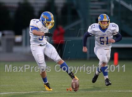 Thumbnail 2 in Alden vs. Hornell (NYSPHSAA Class B Quarterfinals) photogallery.