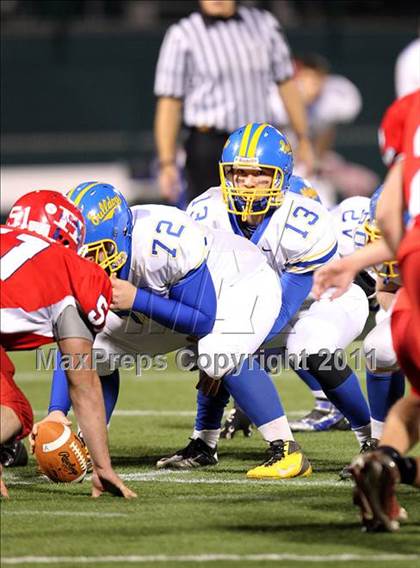 Thumbnail 3 in Alden vs. Hornell (NYSPHSAA Class B Quarterfinals) photogallery.