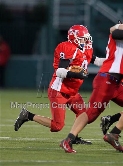Thumbnail 1 in Alden vs. Hornell (NYSPHSAA Class B Quarterfinals) photogallery.