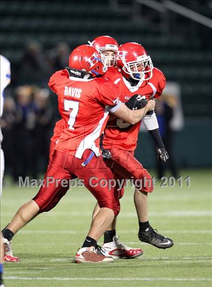 Thumbnail 3 in Alden vs. Hornell (NYSPHSAA Class B Quarterfinals) photogallery.