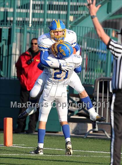 Thumbnail 2 in Alden vs. Hornell (NYSPHSAA Class B Quarterfinals) photogallery.