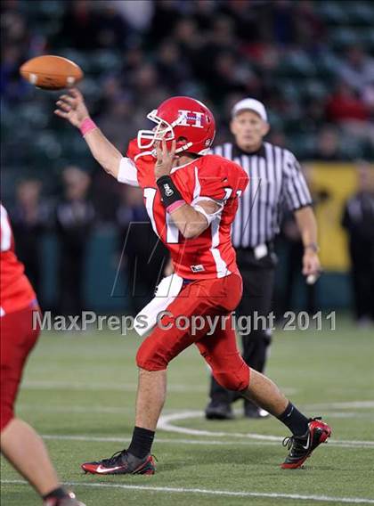 Thumbnail 2 in Alden vs. Hornell (NYSPHSAA Class B Quarterfinals) photogallery.