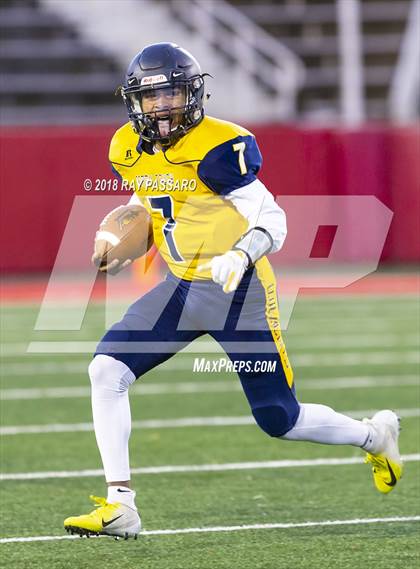 Thumbnail 1 in Shoreham-Wading River vs. Cold Spring Harbor - Class IV Long Island Championship photogallery.