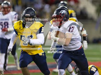 Thumbnail 3 in Shoreham-Wading River vs. Cold Spring Harbor - Class IV Long Island Championship photogallery.