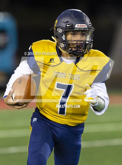 Thumbnail 3 in Shoreham-Wading River vs. Cold Spring Harbor - Class IV Long Island Championship photogallery.