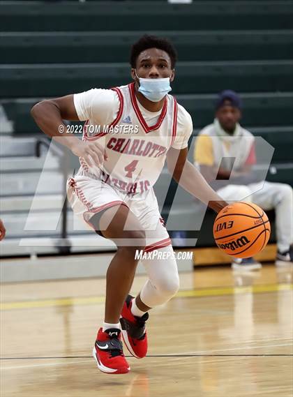 Thumbnail 1 in Charlotte Catholic @ Independence photogallery.