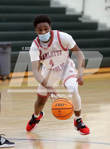 Thumbnail 1 in Charlotte Catholic @ Independence photogallery.