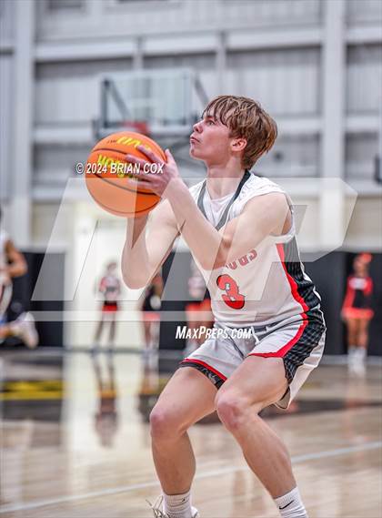Thumbnail 1 in Tuckerman vs Newport (3A-2 District Tournament) photogallery.