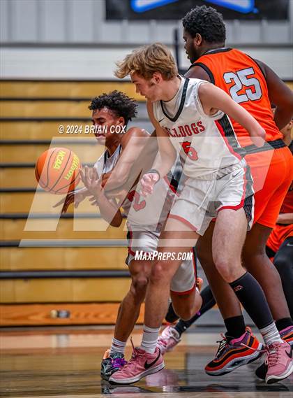 Thumbnail 2 in Tuckerman vs Newport (3A-2 District Tournament) photogallery.
