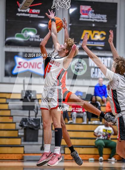 Thumbnail 2 in Tuckerman vs Newport (3A-2 District Tournament) photogallery.