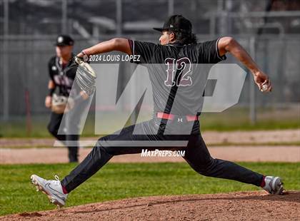 Thumbnail 2 in Nogales @ West Covina photogallery.
