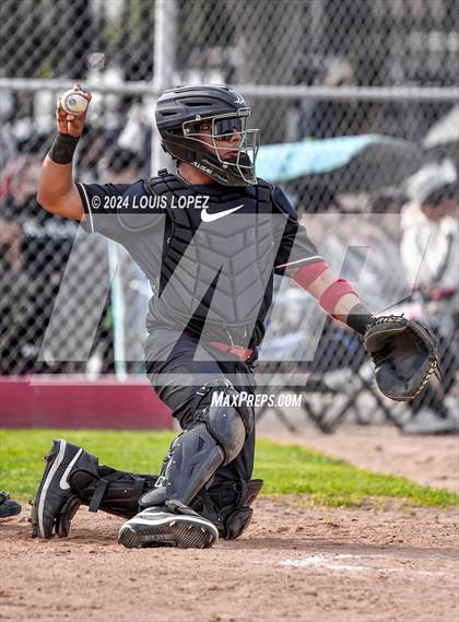 Thumbnail 2 in Nogales @ West Covina photogallery.