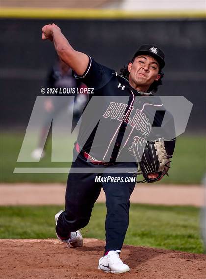 Thumbnail 3 in Nogales @ West Covina photogallery.