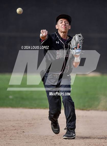 Thumbnail 1 in Nogales @ West Covina photogallery.
