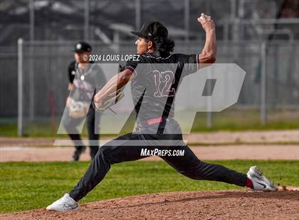 Thumbnail 3 in Nogales @ West Covina photogallery.