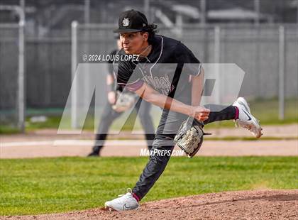 Thumbnail 2 in Nogales @ West Covina photogallery.