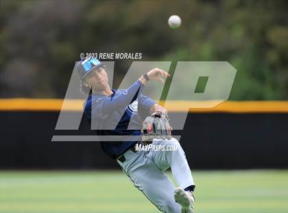 Thumbnail 1 in Loyola vs St Francis photogallery.