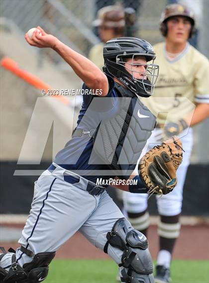Thumbnail 1 in Loyola vs St Francis photogallery.