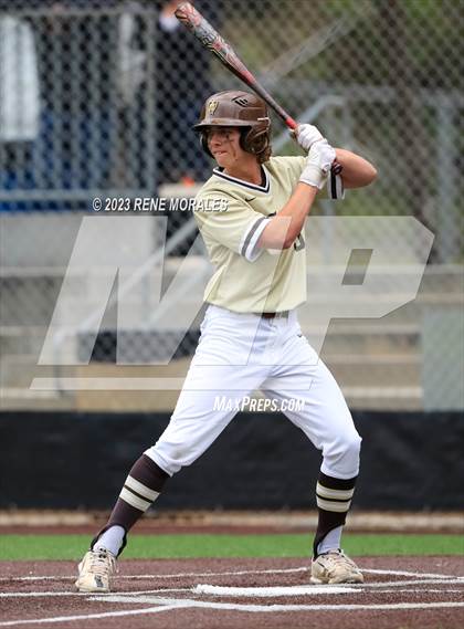 Thumbnail 2 in Loyola vs St Francis photogallery.