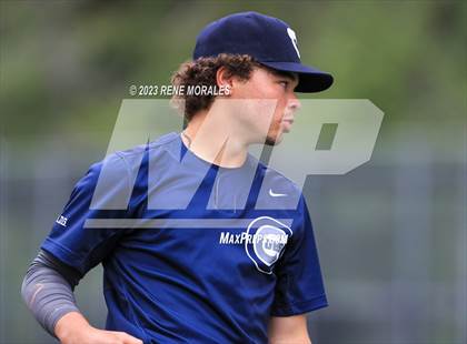 Thumbnail 3 in Loyola vs St Francis photogallery.
