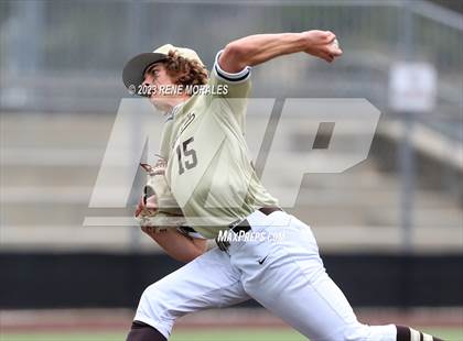 Thumbnail 3 in Loyola vs St Francis photogallery.