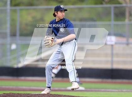 Thumbnail 1 in Loyola vs St Francis photogallery.