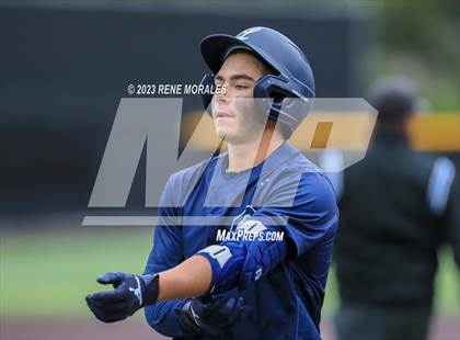 Thumbnail 1 in Loyola vs St Francis photogallery.
