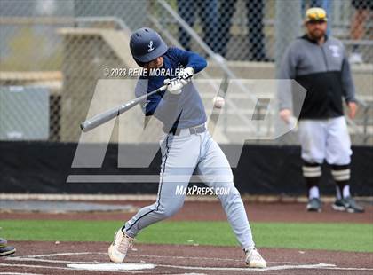 Thumbnail 2 in Loyola vs St Francis photogallery.