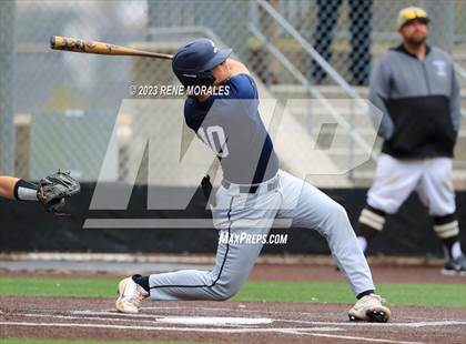 Thumbnail 2 in Loyola vs St Francis photogallery.