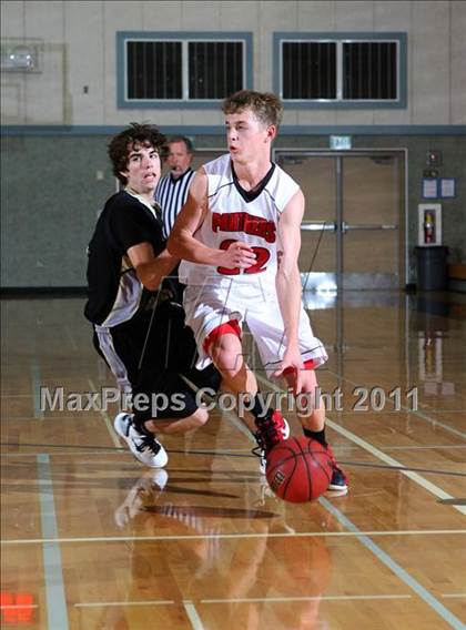Thumbnail 1 in Buhach Colony vs. McKinleyville (Run with the Pack) photogallery.
