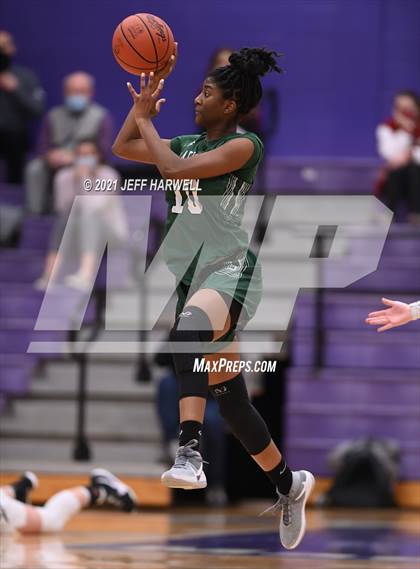 Thumbnail 3 in Cuyahoga Valley Christian Academy vs. Laurel (OHSAA D2 Regional Semifinal) photogallery.