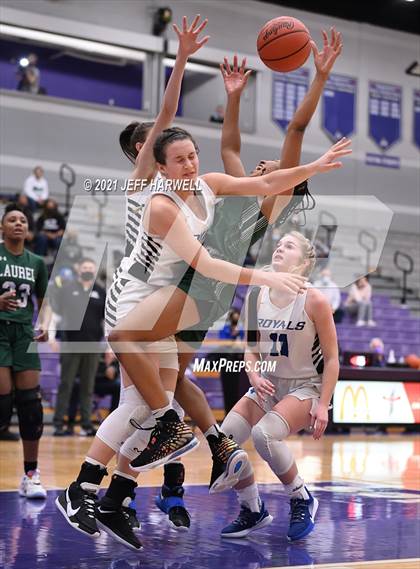 Thumbnail 2 in Cuyahoga Valley Christian Academy vs. Laurel (OHSAA D2 Regional Semifinal) photogallery.