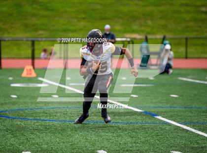 Thumbnail 2 in Iona Prep @ Delbarton photogallery.
